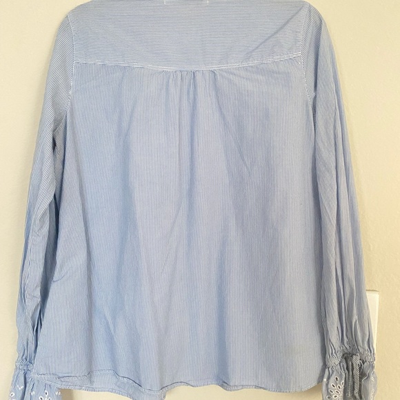 Button down Blouse - Picture 4 of 5